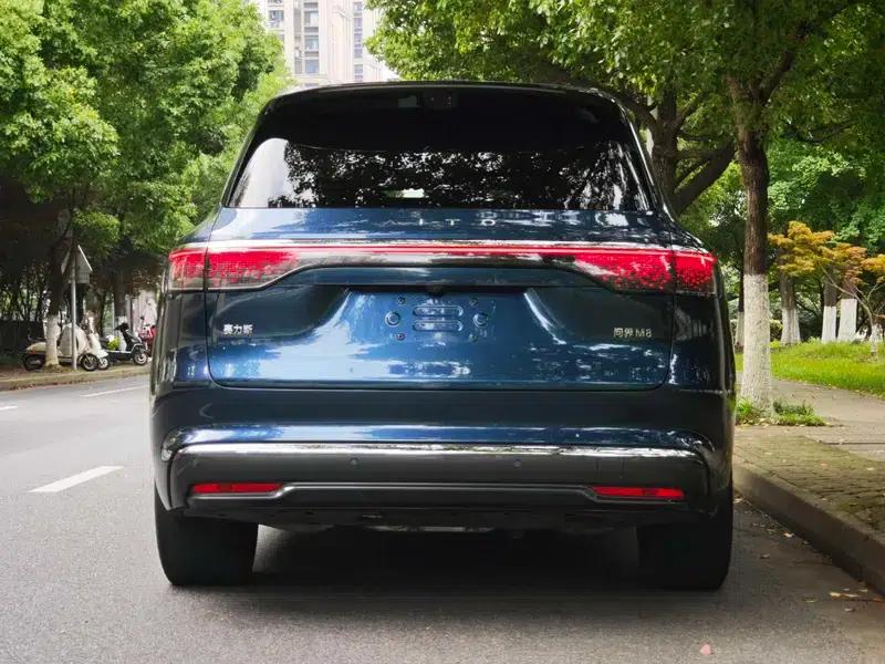 Wenjie M8 2025 Extended Range Ultra 5-Seat 4WD (192-line LiDAR) — миниатюра 6
