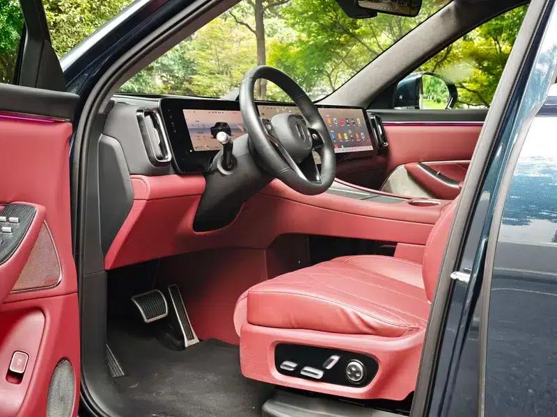 Wenjie M8 2025 Extended Range Ultra 5-Seat 4WD (192-line LiDAR) — миниатюра 8
