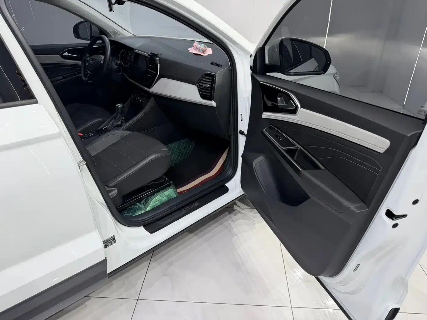 Jetta VS5 2022 280TSI Automatic Enjoyment Edition — миниатюра 17