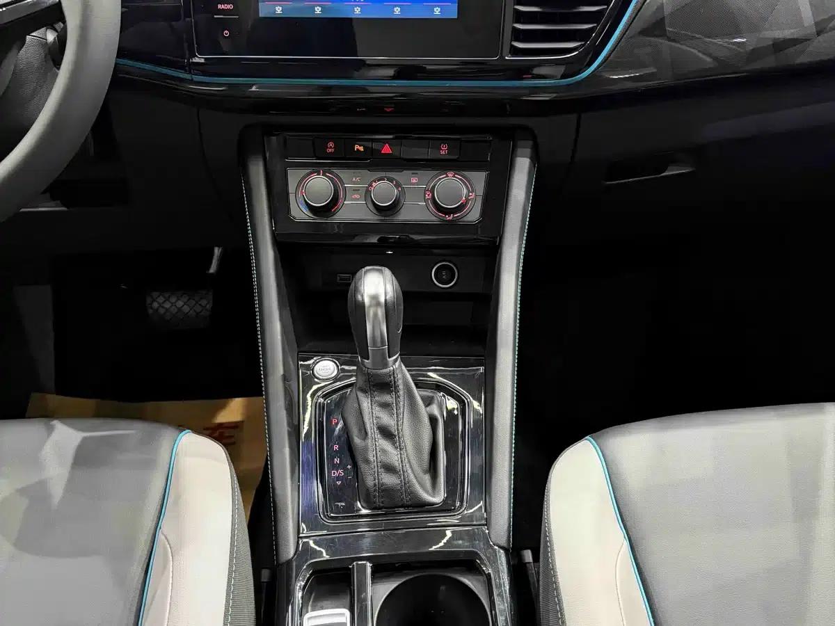 Jetta VS5 2022 280TSI Automatic High Gloss Enjoyment Edition — миниатюра 15