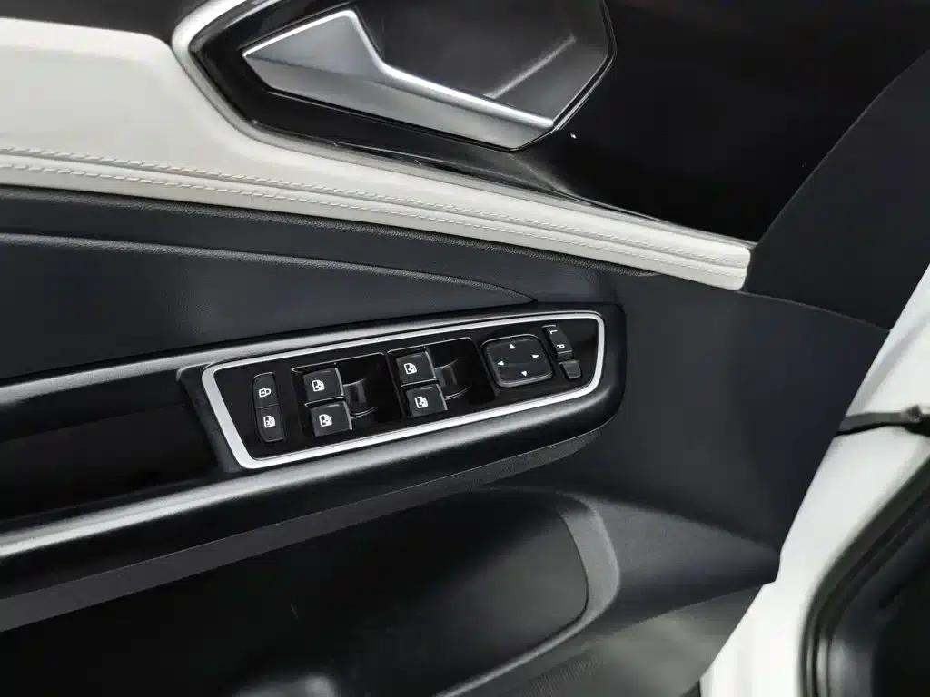 Jetta VS5 2024 280TSI Automatic Pioneer Edition — миниатюра 9