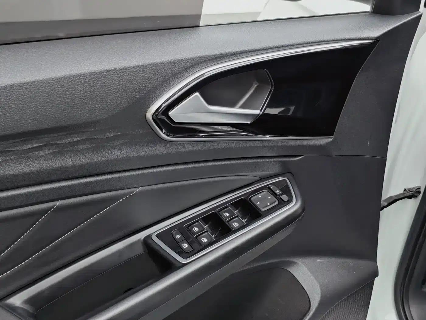 Jetta VS5 2022 280TSI Automatic Glory Edition — миниатюра 13