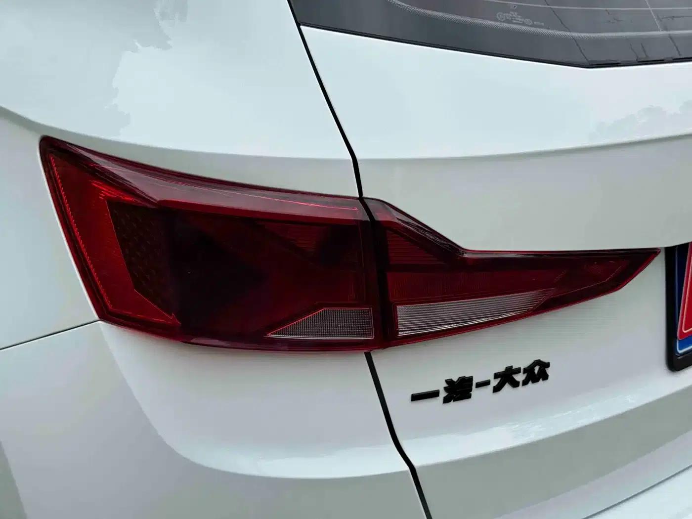 Jetta VS5 2022 280TSI Automatic High Gloss Enjoyment Edition — миниатюра 40