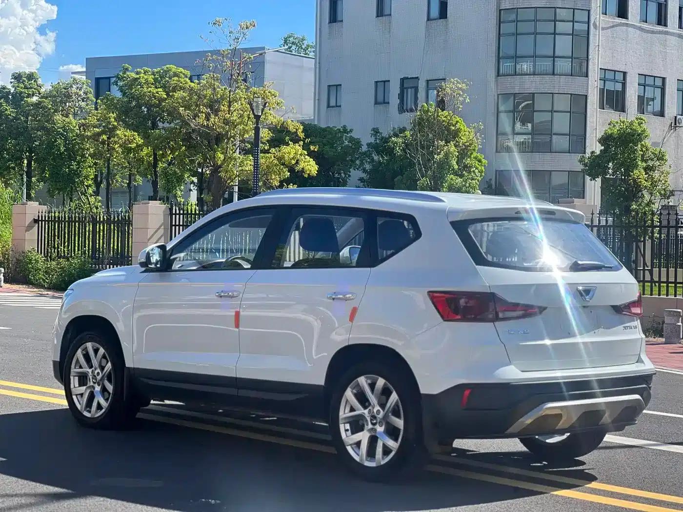 Jetta VS5 2023 280TSI Automatic Entry-Level Model — миниатюра 7