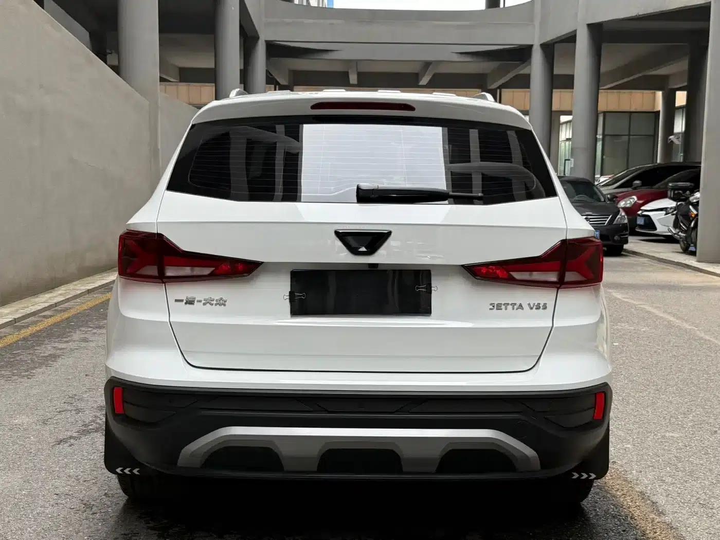 Jetta VS5 2022 280TSI Manual Entry-Level Pro — миниатюра 5