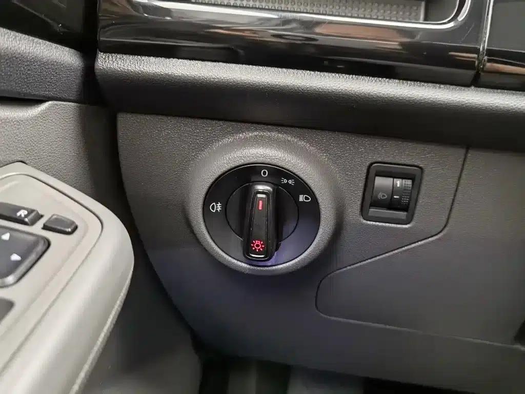 Jetta VS5 2019 280TSI Automatic Enjoyment Edition — миниатюра 21