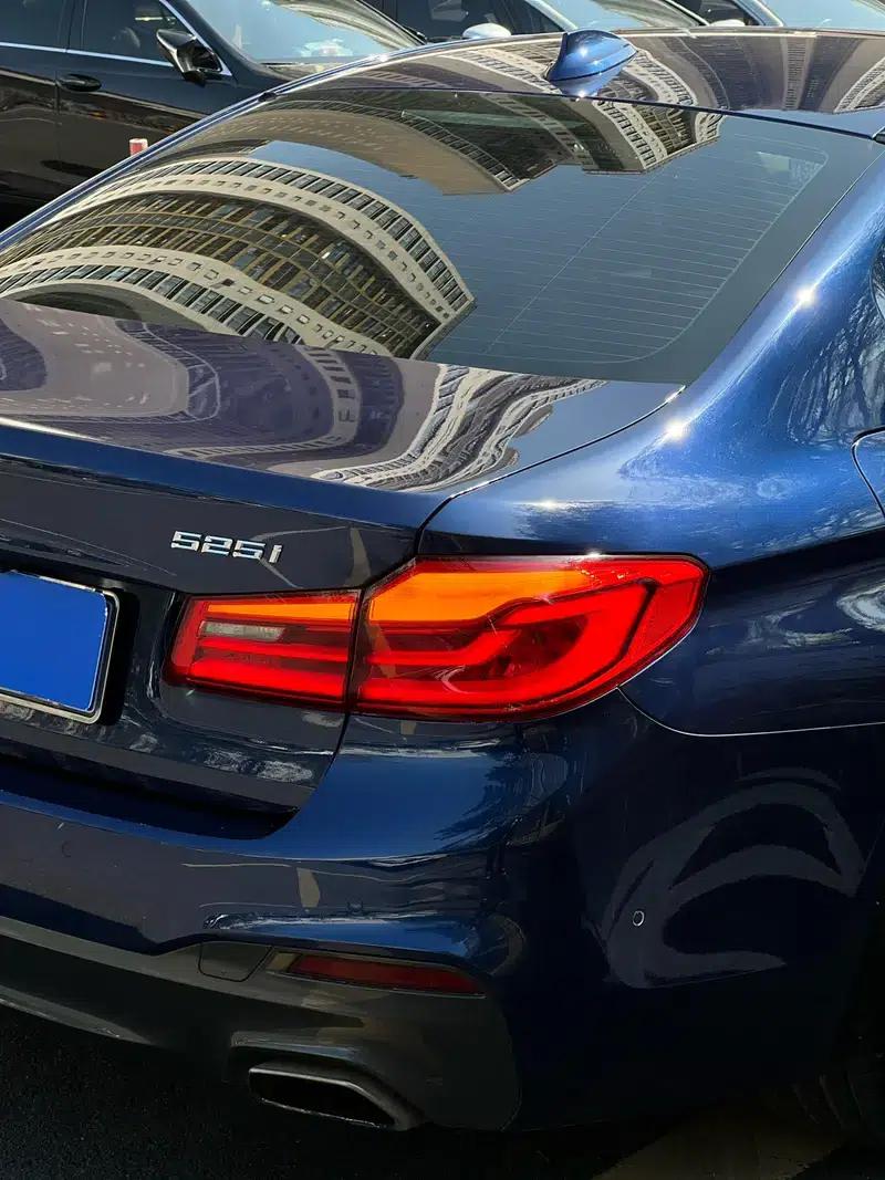 2018 BMW 5 Series (Imported) 525i M Sport Package — миниатюра 12