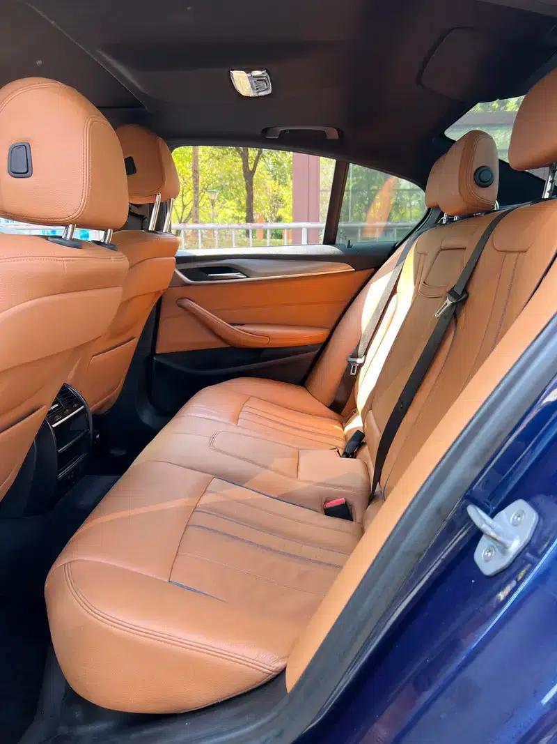2018 BMW 5 Series (Imported) 525i M Sport Package — миниатюра 20