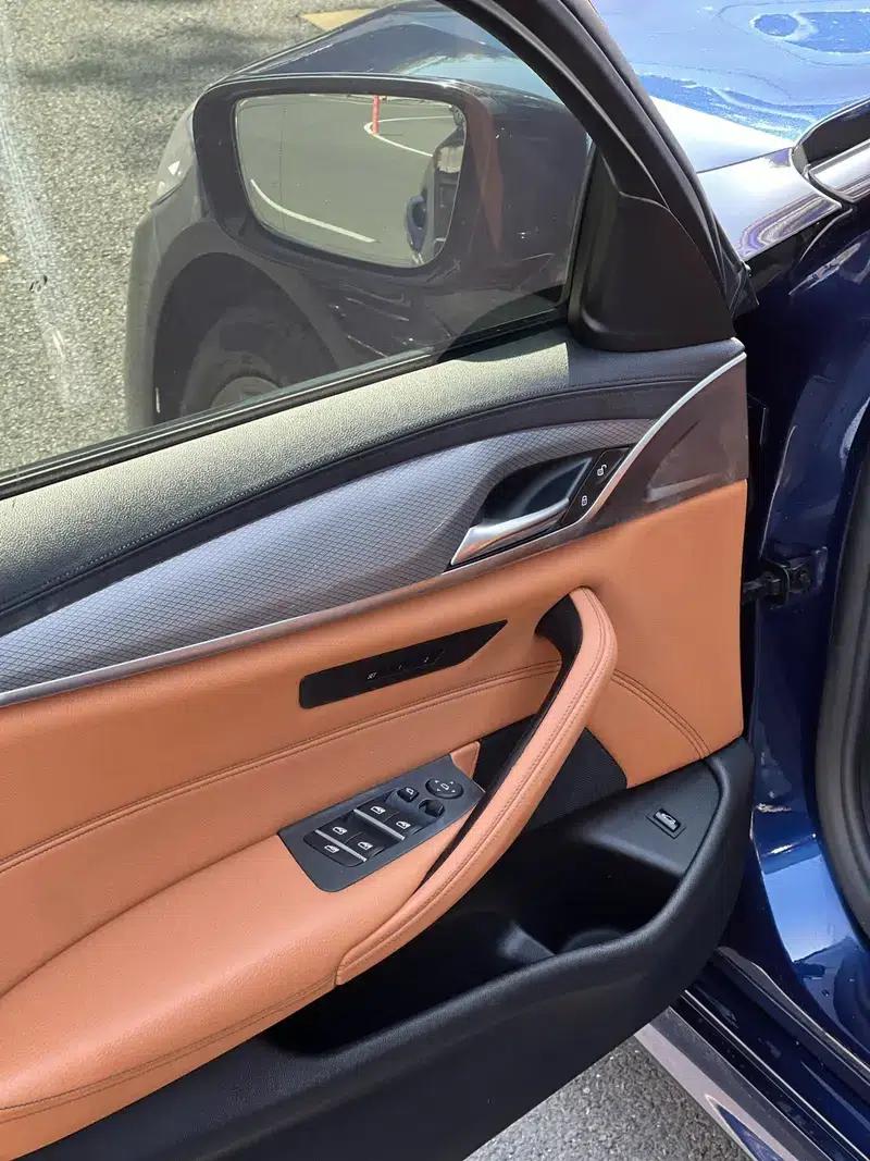 2018 BMW 5 Series (Imported) 525i M Sport Package — миниатюра 21