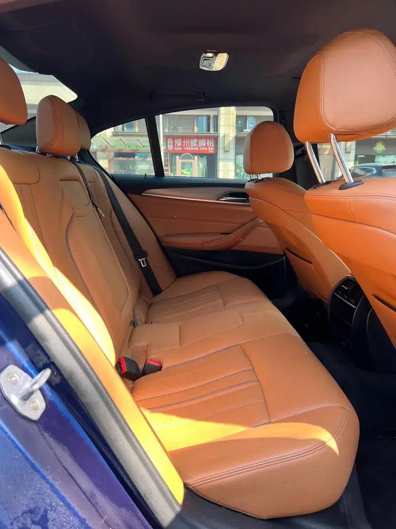 2018 BMW 5 Series (Imported) 525i M Sport Package — миниатюра 24
