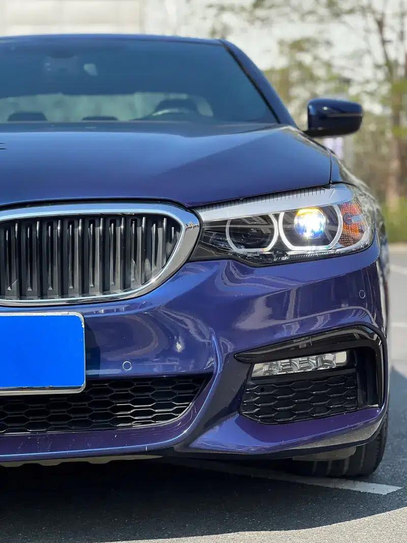 2018 BMW 5 Series (Imported) 525i M Sport Package — миниатюра 7