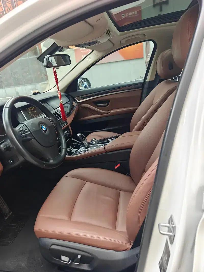 BMW 5 Series (Imported) 2015 520i Elegant Model — миниатюра 10
