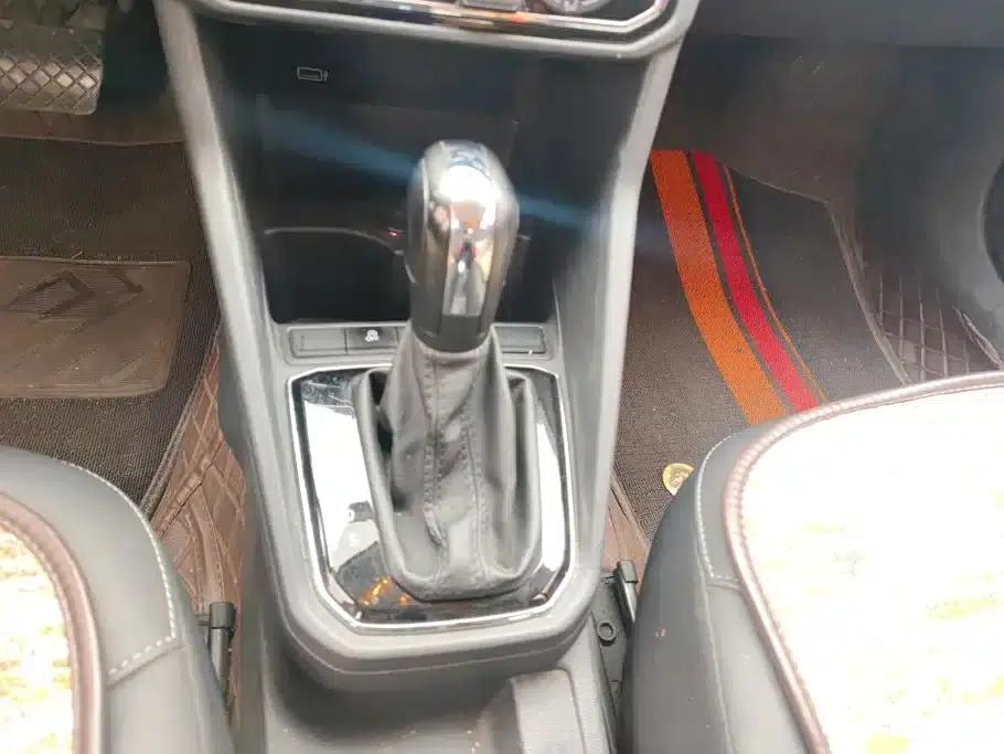 Jetta VA3 2019 1.5L Automatic Enjoy Edition — миниатюра 16