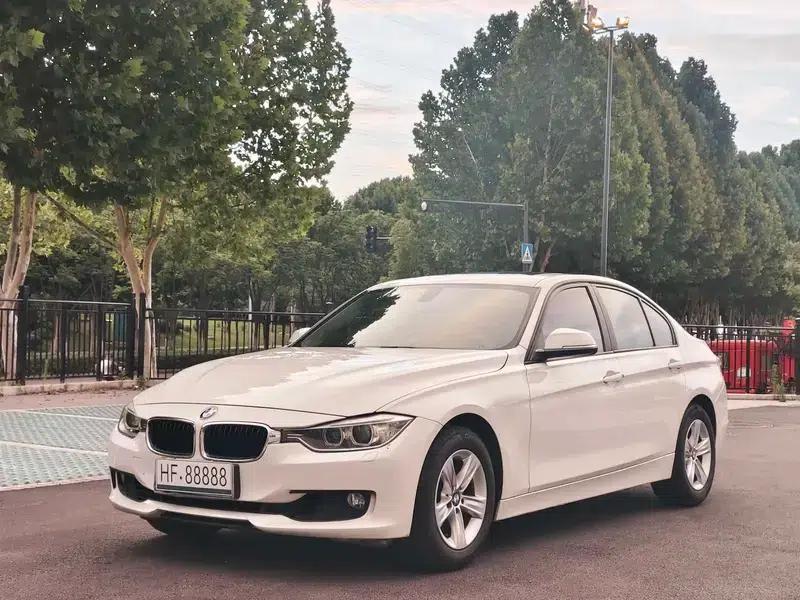 BMW 3 Series 2013 320Li Fashion Edition — миниатюра 1