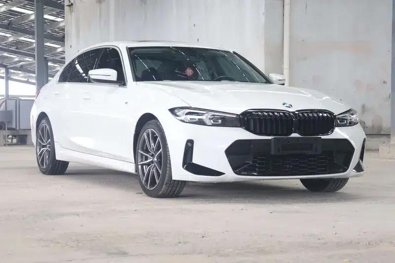 2023 BMW 3 Series 320i M Sport Package — миниатюра 3
