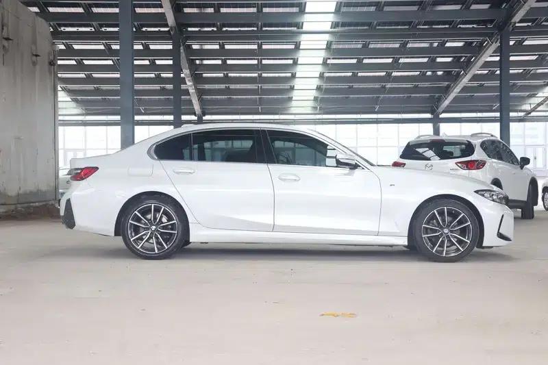 2023 BMW 3 Series 320i M Sport Package — миниатюра 7