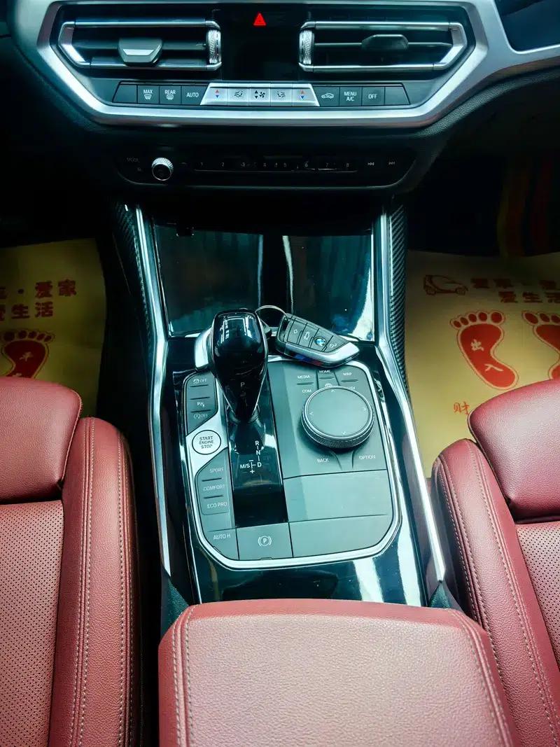 2022 BMW 3 Series 320Li M Sport Package — миниатюра 16