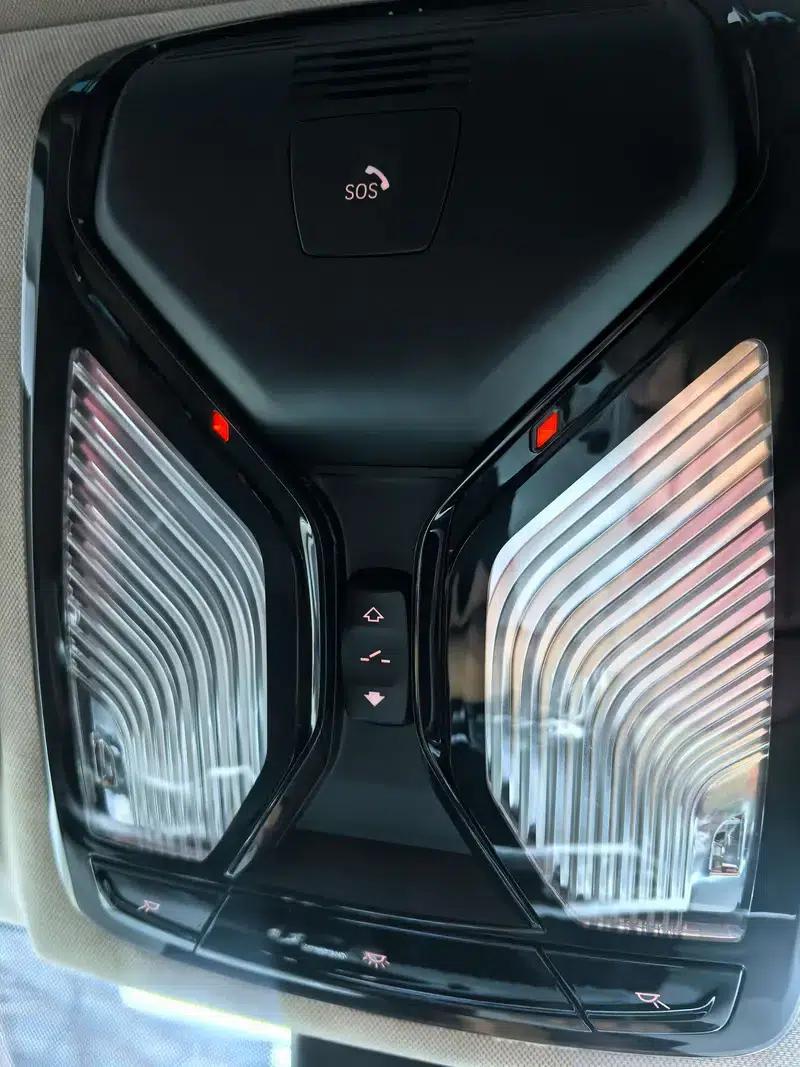 2022 BMW 3 Series 320Li M Sport Package — миниатюра 22