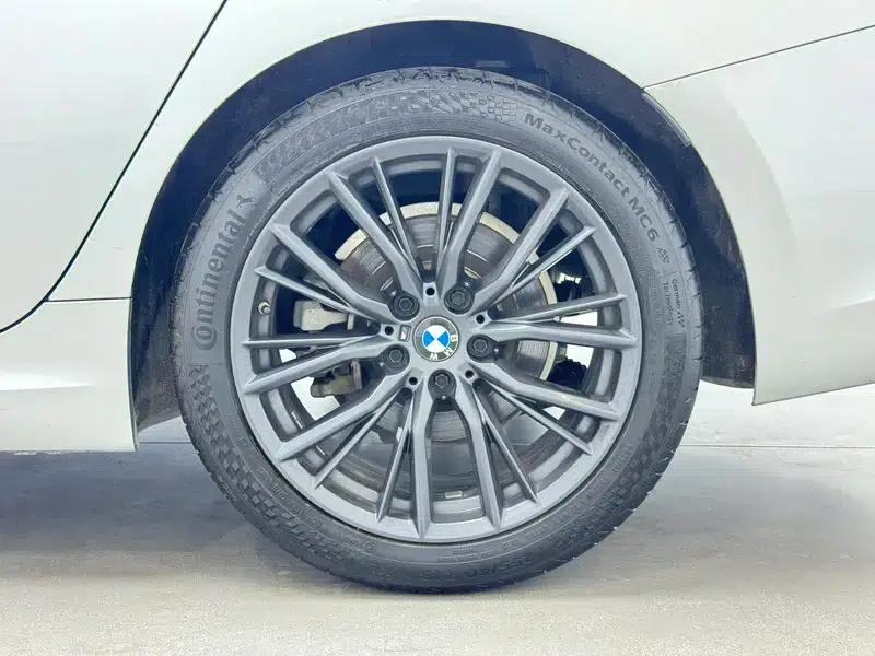 2020 BMW 3 Series Facelift 325i M Sport Shadow Edition — миниатюра 9