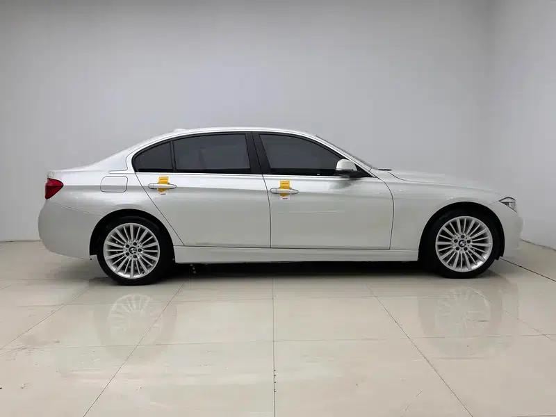 BMW 3 Series 2018 320Li Fashion Edition — миниатюра 8