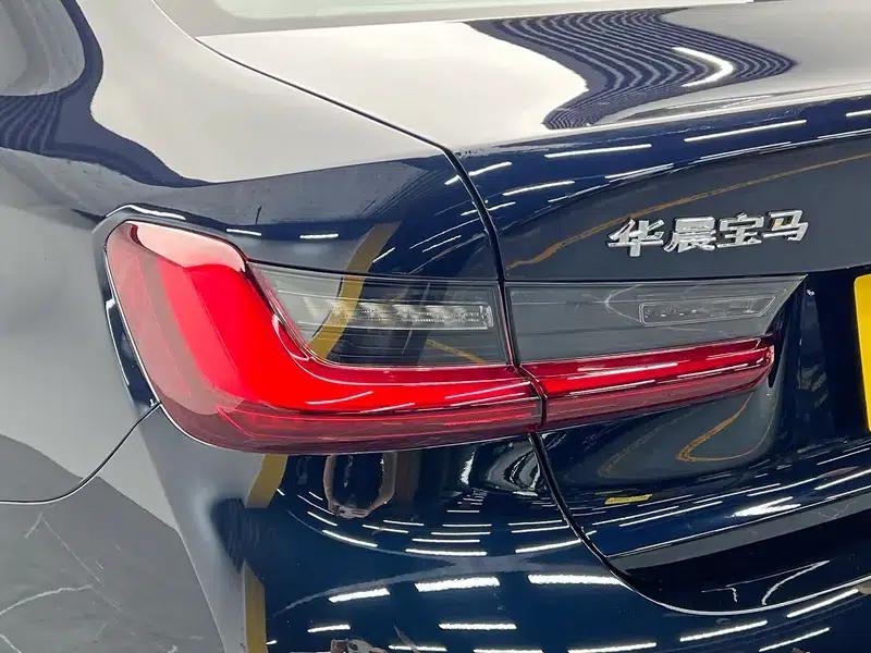2025 BMW 3 Series 325Li M Sport Package — миниатюра 13