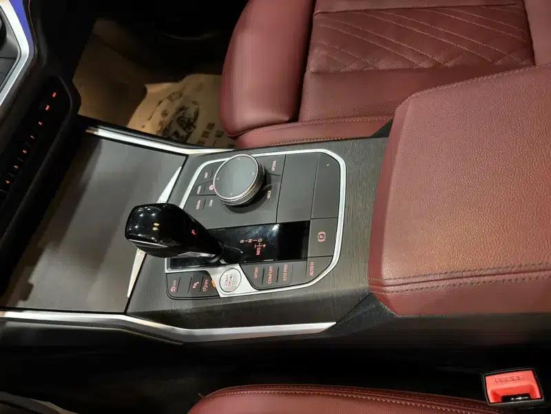2022 BMW 3 Series 325i M Sport Package — миниатюра 9