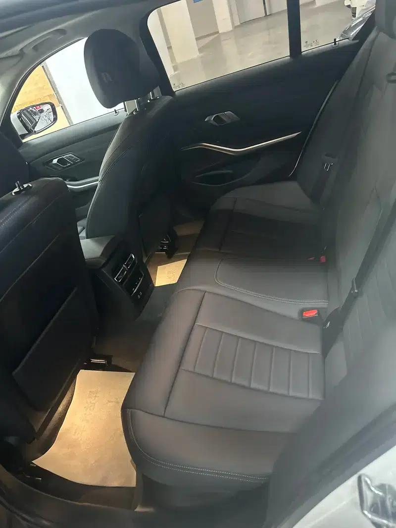 2020 BMW 3 Series 320i Sport Package — миниатюра 9