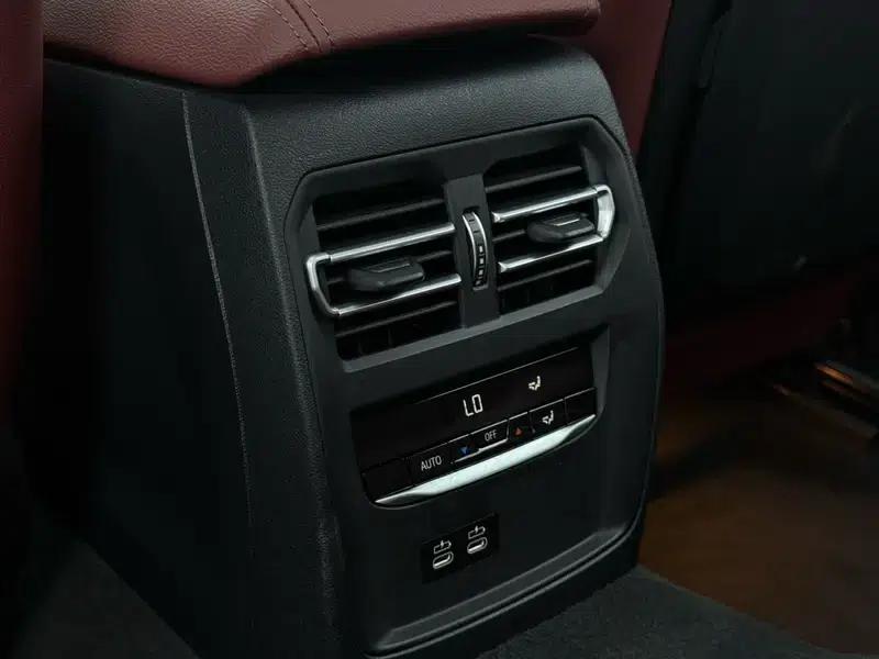 2022 BMW 3 Series Facelift 325i M Sport Package — миниатюра 8
