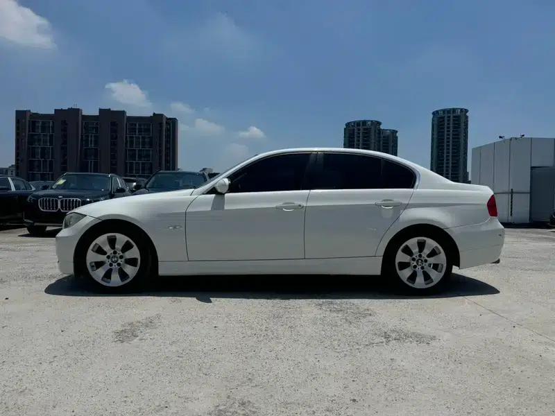BMW 3 Series 2005 325i Fashion Edition — миниатюра 3