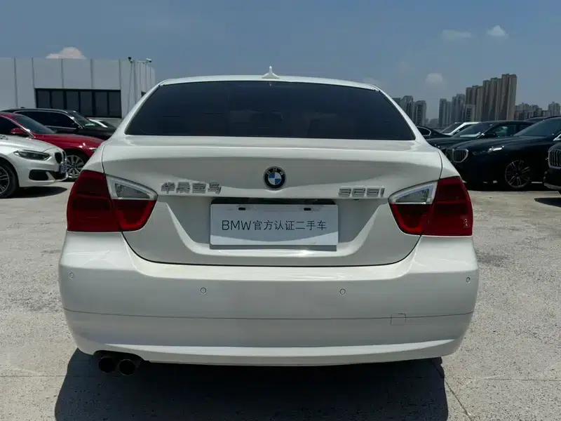 BMW 3 Series 2005 325i Fashion Edition — миниатюра 4