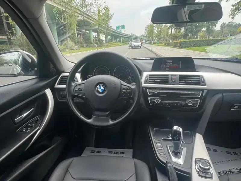 2016 BMW 3 Series 320Li Fashion Edition — миниатюра 13