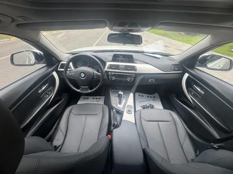 2016 BMW 3 Series 320Li Fashion Edition — миниатюра 15