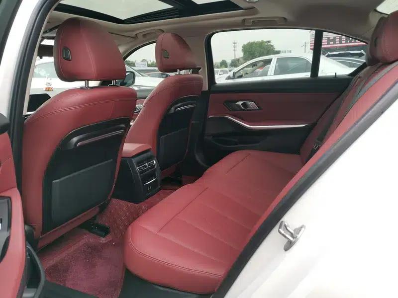 2022 BMW 3 Series 320Li M Sport Package — миниатюра 13