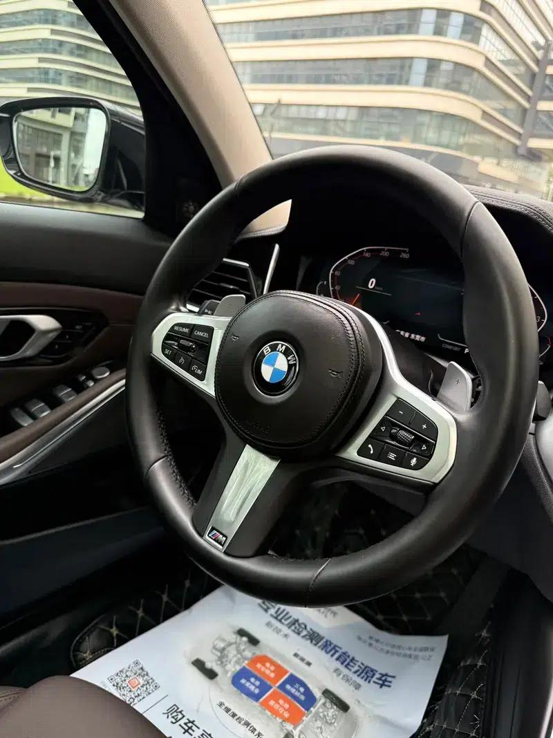 2021 BMW 3 Series 325Li M Sport Shadow Edition — миниатюра 18