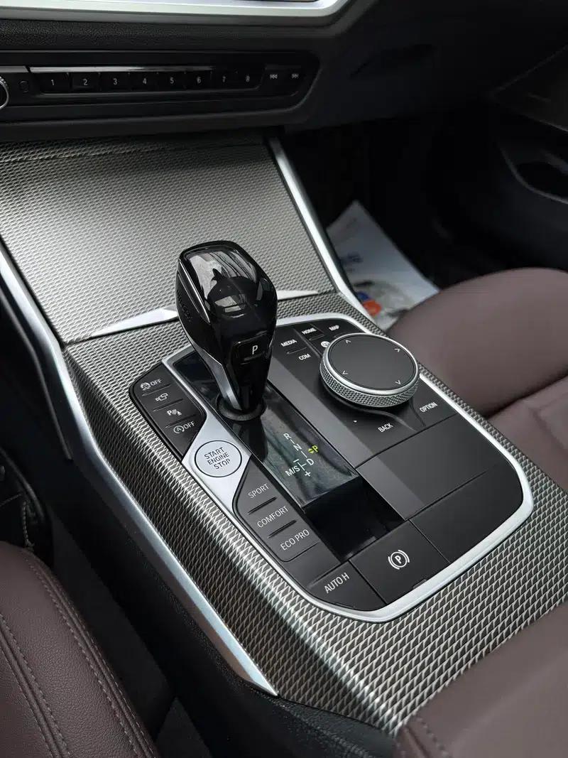 2021 BMW 3 Series 325Li M Sport Shadow Edition — миниатюра 19
