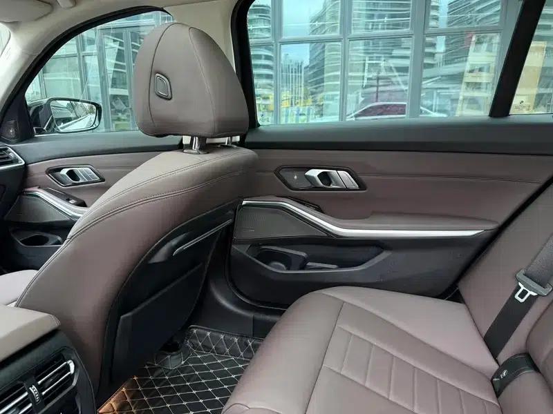 2021 BMW 3 Series 325Li M Sport Shadow Edition — миниатюра 29