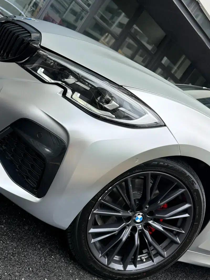 2021 BMW 3 Series 325Li M Sport Shadow Edition — миниатюра 10