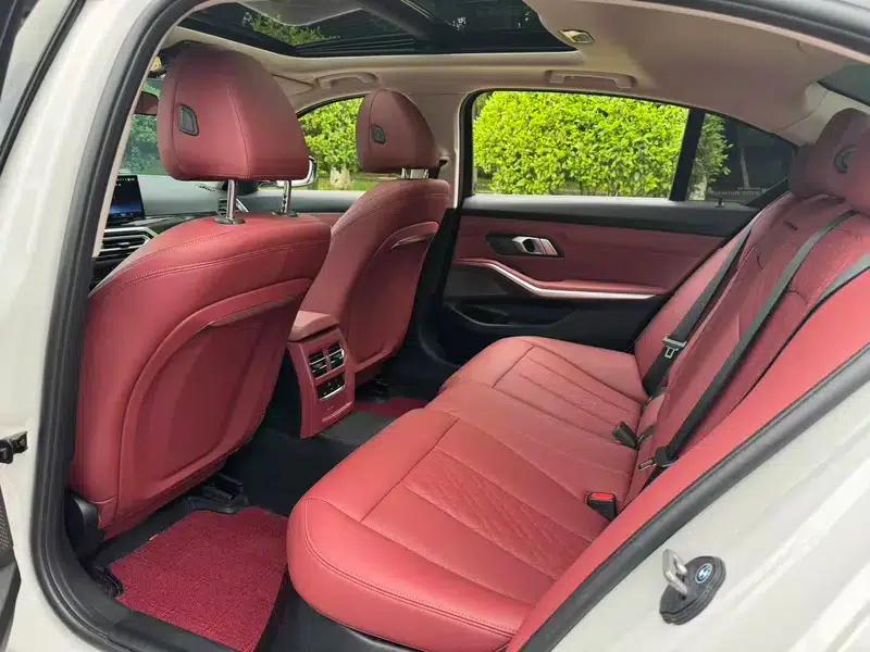 2023 BMW 3 Series 325Li M Sport Package — миниатюра 14