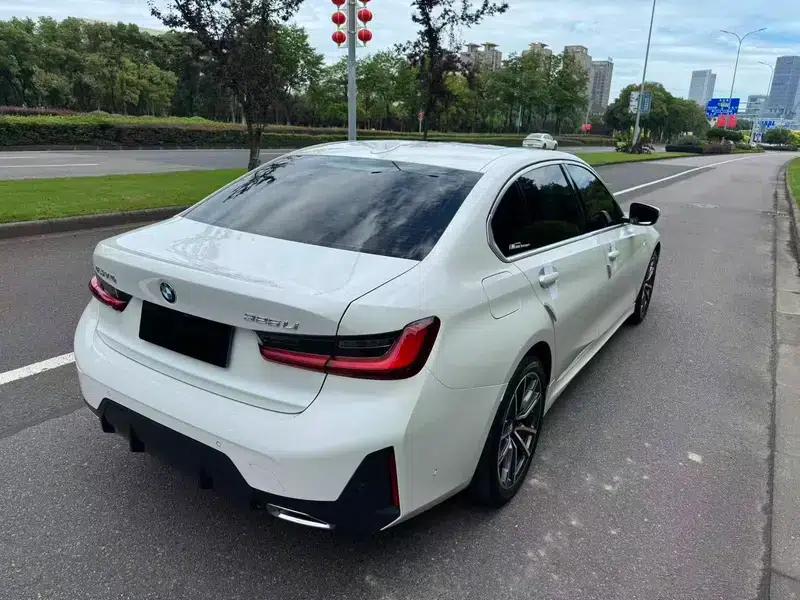 2023 BMW 3 Series 325Li M Sport Package — миниатюра 6