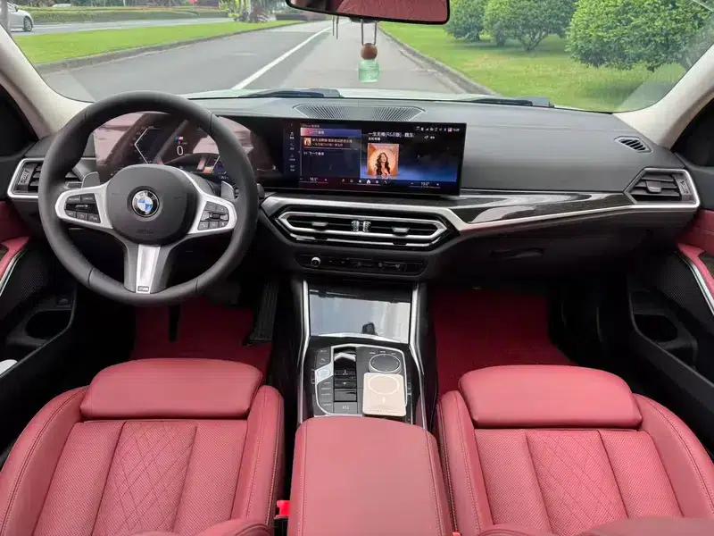 2023 BMW 3 Series 325Li M Sport Package — миниатюра 9