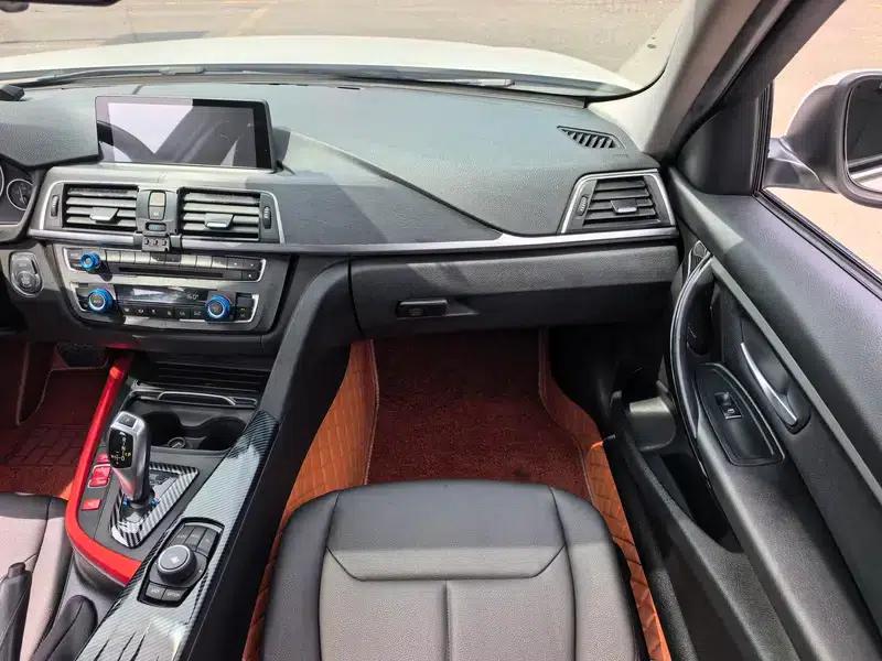 2017 BMW 3 Series 320Li Fashion Edition — миниатюра 13