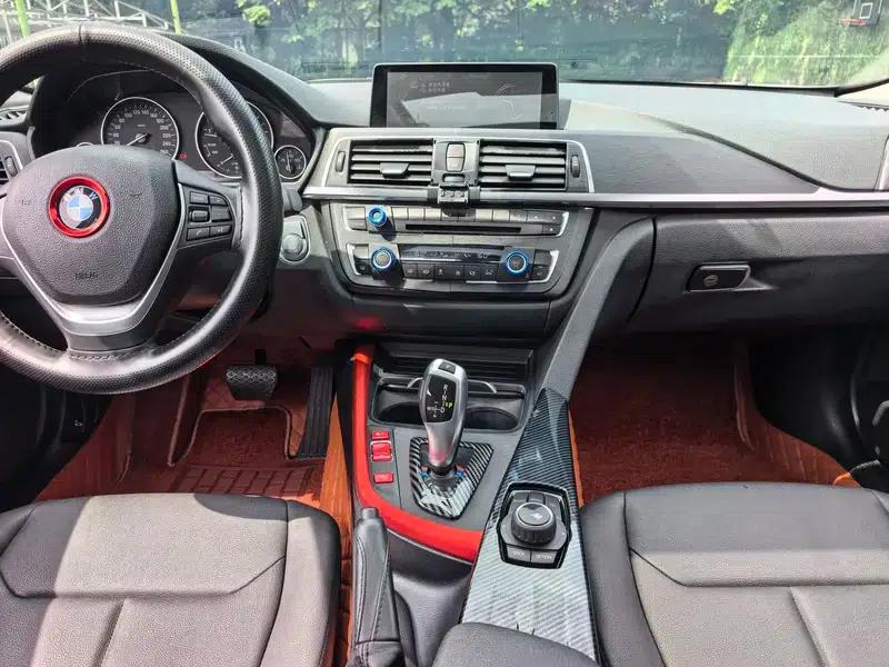 2017 BMW 3 Series 320Li Fashion Edition — миниатюра 10