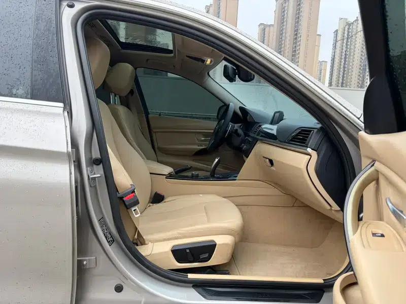 BMW 3 Series 2015 320Li Fashion Edition — миниатюра 20