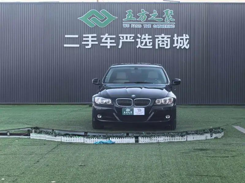 BMW 3 Series 2011 318i Leading Edition — миниатюра 2