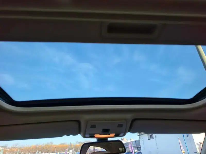 BMW 3 Series 2011 318i Leading Edition — миниатюра 11