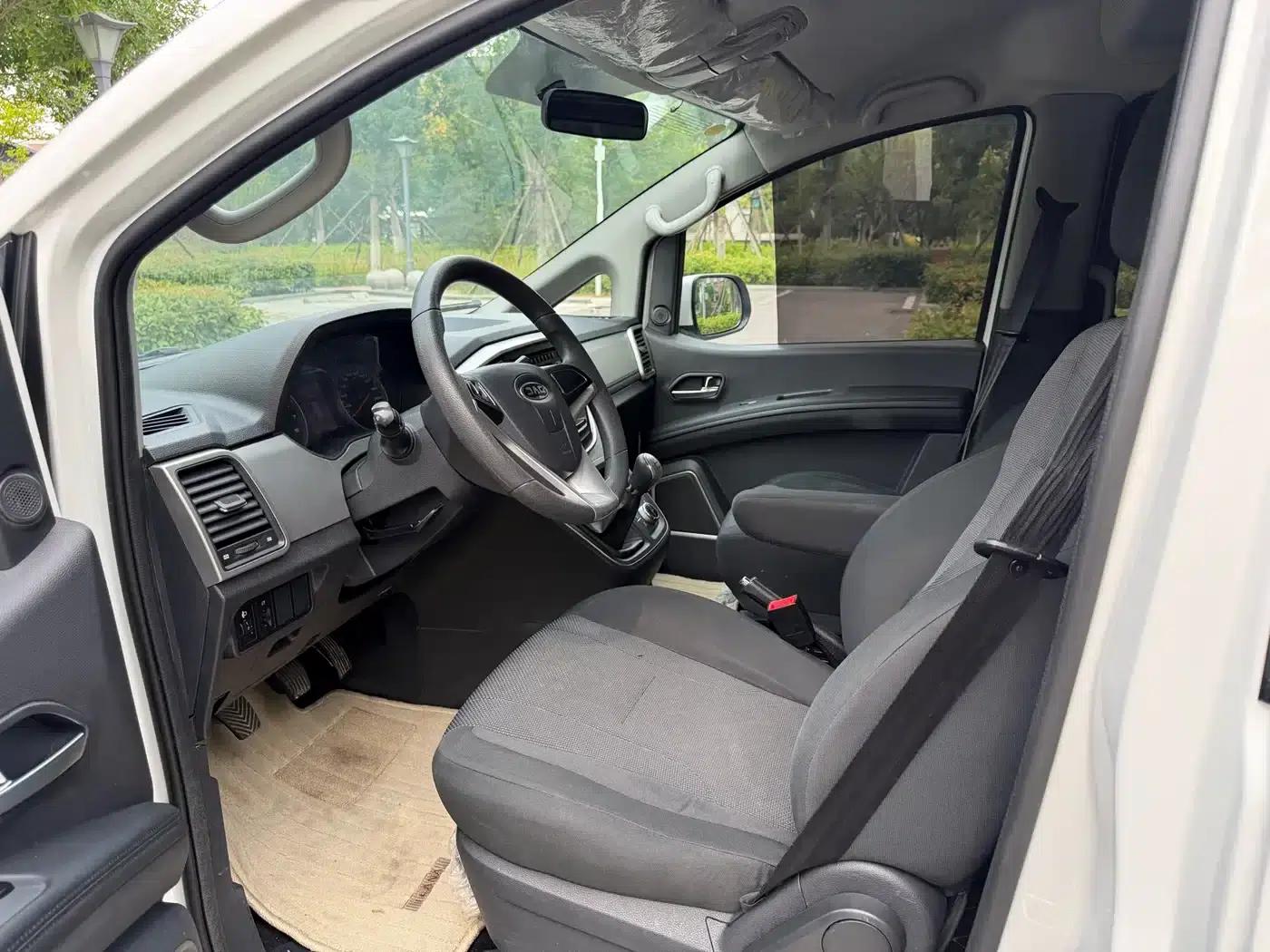 Refine M4 2021 2.0L Manual Business Edition — миниатюра 7