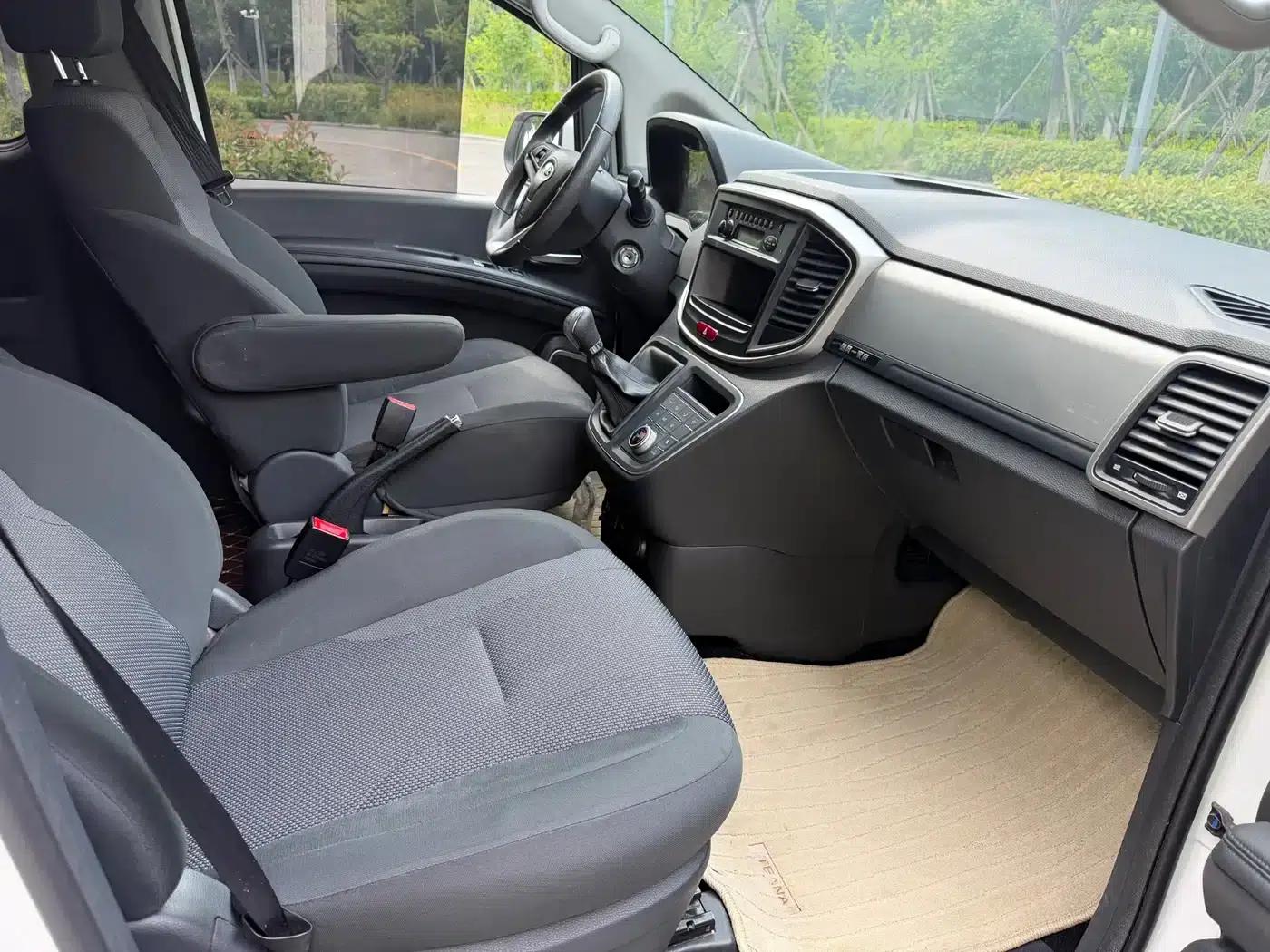 Refine M4 2021 2.0L Manual Business Edition — миниатюра 8