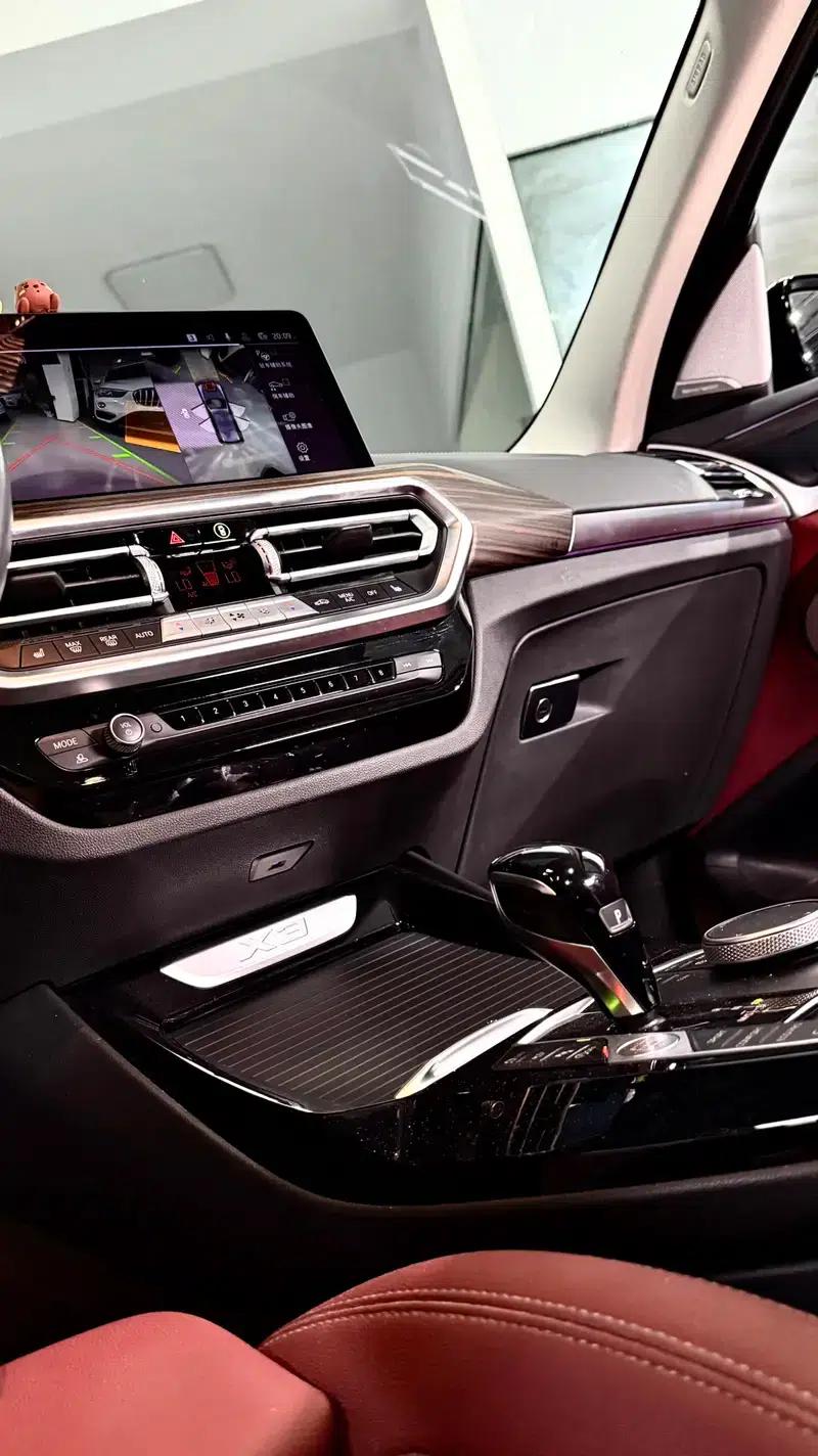 BMW X3 2023 xDrive30i Leading Edition M Sport Package — миниатюра 4