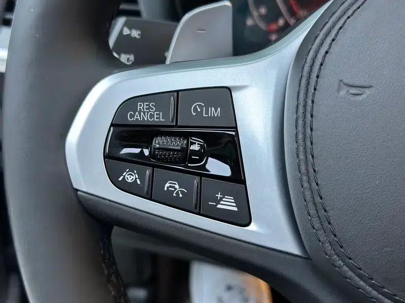 BMW X3 2020 xDrive30i Leading M Sport Package — миниатюра 17