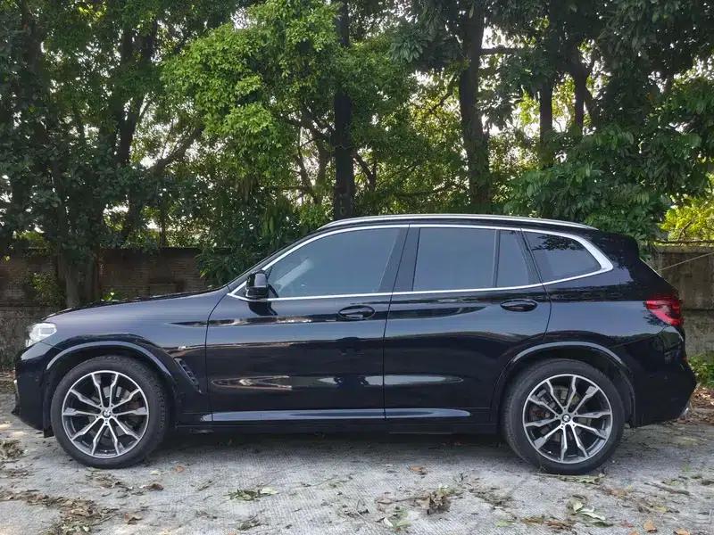 BMW X3 2020 xDrive30i Leading M Sport Package — миниатюра 3